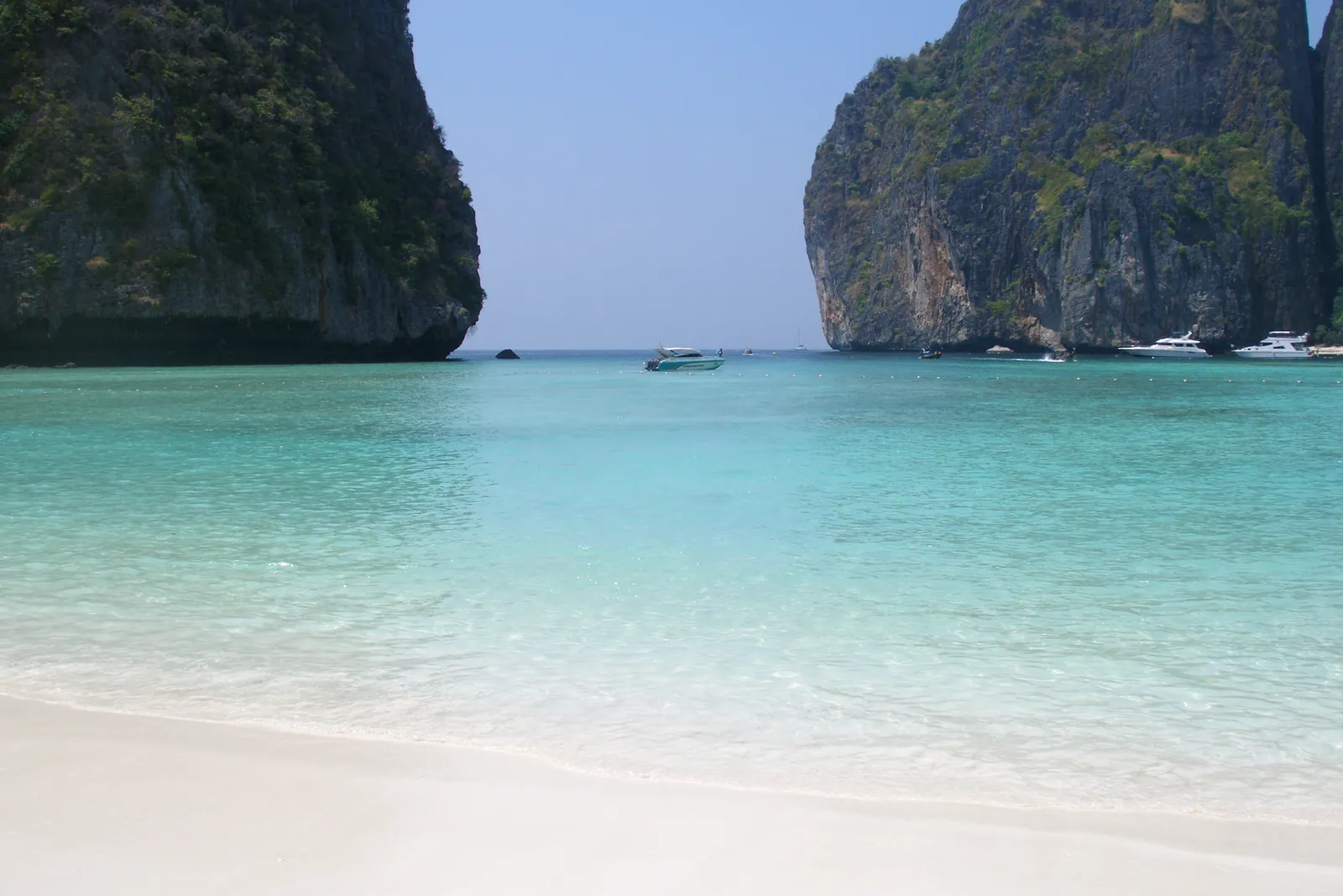 Turquoise water and limestone cliffs at Maya Bay, Phi Phi Islands